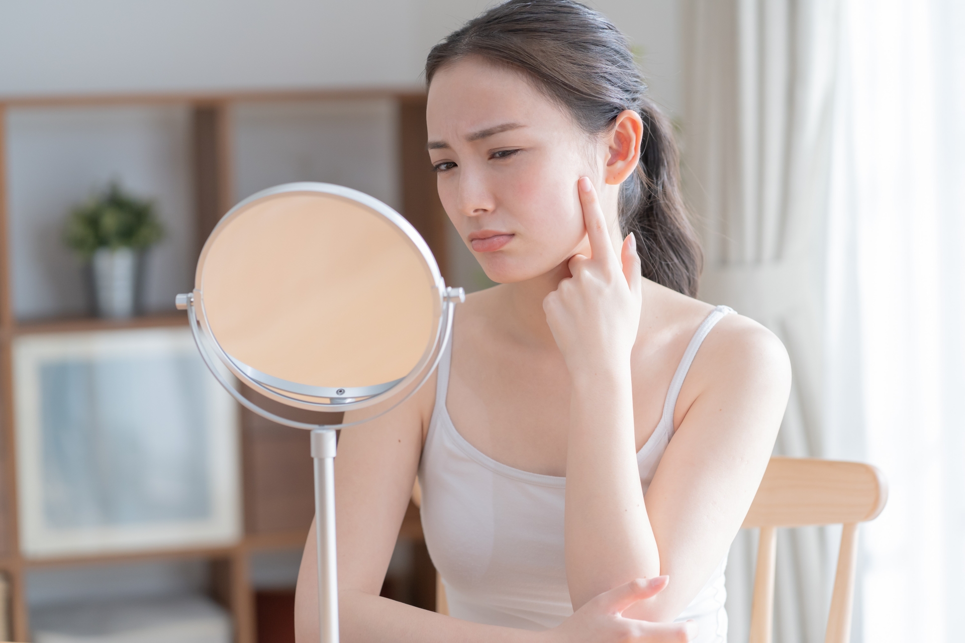 【毛穴悩み調査】「毛穴が改善しない原因」は “毛穴タイプとケアのミスマッチ” 20代は黒ずみ毛穴、50代はたるみ毛穴が最多”